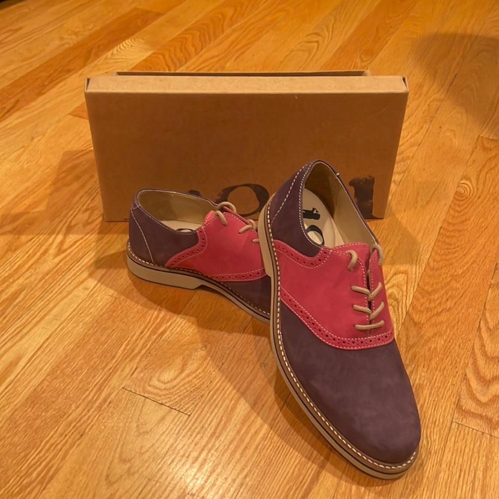 1901 Violet/Pink Mens SIZE: 9 Dress/Work Shoe